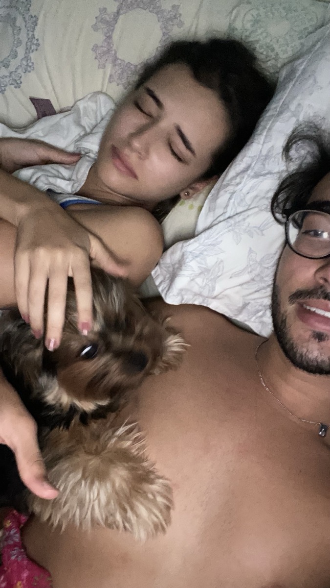 Yuri, Natalia e o dog